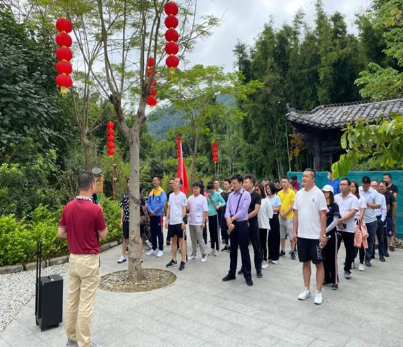 决胜第四季度丨德维尔全屋定制管理(lǐ)层团队拓展活动圆满结束!